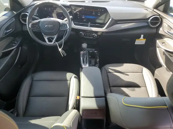 KL77LKEP1SC173953 2025 CHEVROLET TRAX - Image 8