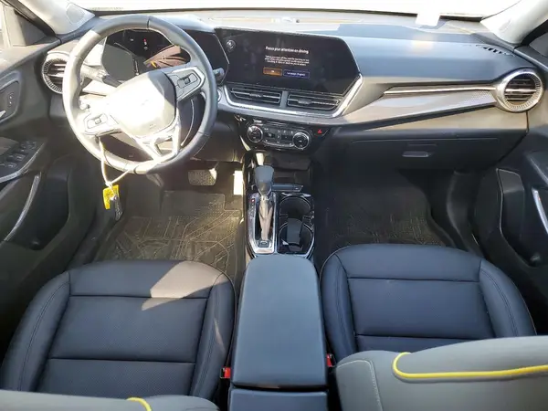 KL77LKEP1SC210399 2025 CHEVROLET TRAX - Image 8