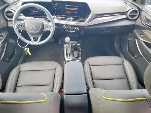 KL77LKEP1SC311782 2025 CHEVROLET TRAX - Image 8