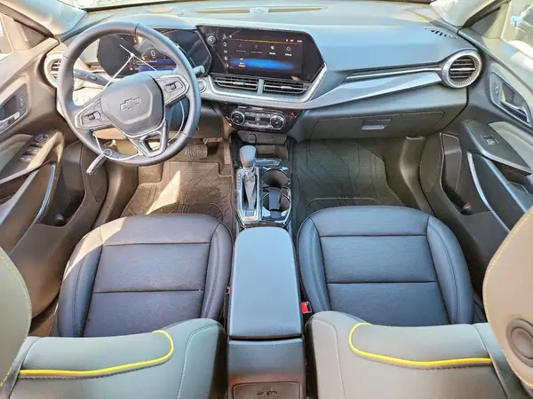 KL77LKEP1SC313211 2025 CHEVROLET TRAX - Image 8