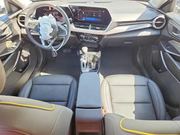 KL77LKEP1SC320322 2025 CHEVROLET TRAX - Image 8