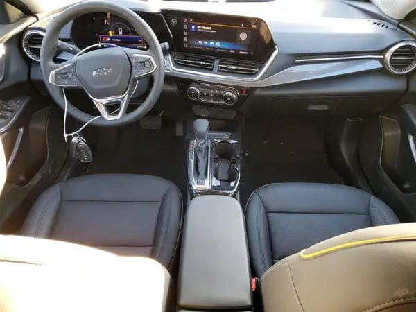 KL77LKEP1SC341140 2025 CHEVROLET TRAX - Image 8