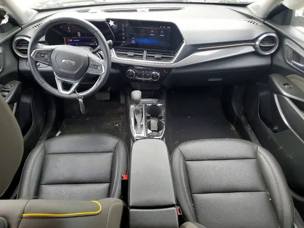 KL77LKEP2SC069598 2025 CHEVROLET TRAX - Image 8