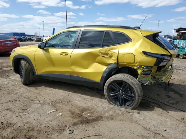 KL77LKEP2SC110862 2025 CHEVROLET TRAX - Image 2