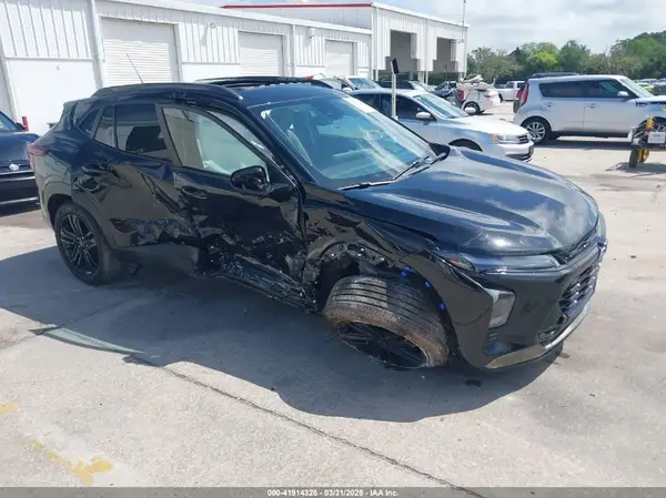 KL77LKEP2SC118878 2025 CHEVROLET TRAX - Image 1