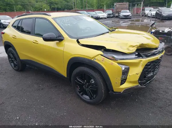 KL77LKEP2SC124485 2025 CHEVROLET TRAX - Image 1
