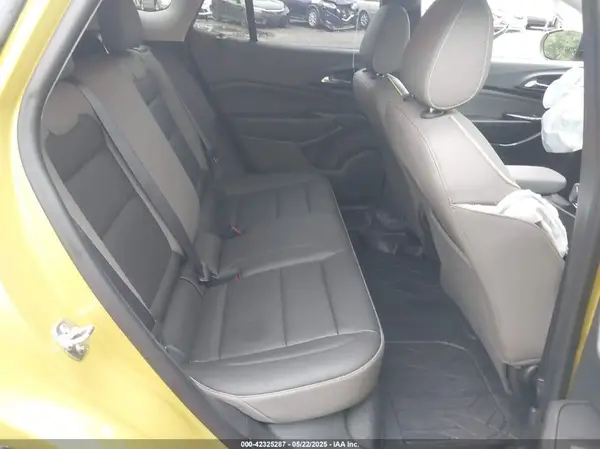 KL77LKEP2SC124485 2025 CHEVROLET TRAX - Image 8
