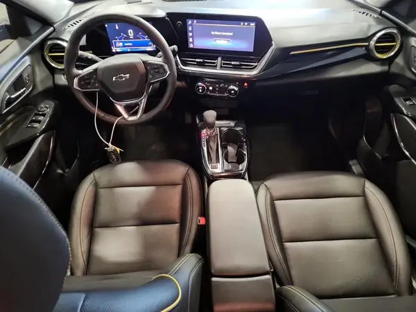 KL77LKEP2SC139648 2025 CHEVROLET TRAX - Image 8