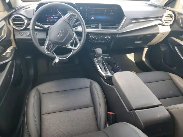 KL77LKEP2SC158961 2025 CHEVROLET TRAX - Image 8