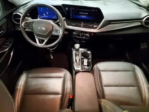 KL77LKEP2SC179647 2025 CHEVROLET TRAX - Image 8