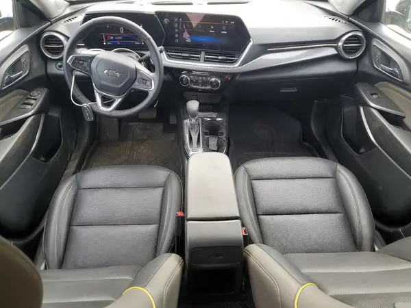 KL77LKEP2SC201257 2025 CHEVROLET TRAX - Image 8