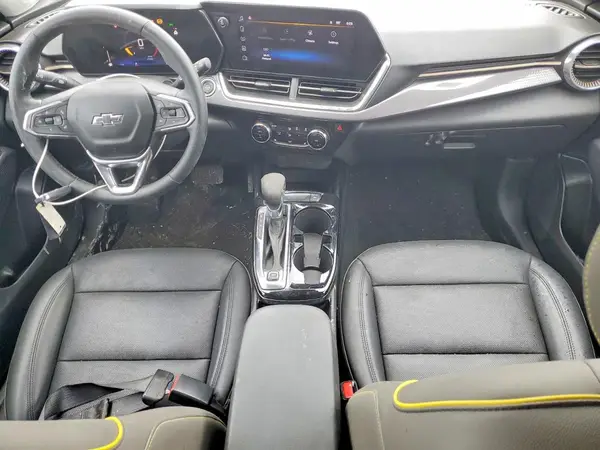 KL77LKEP3SC072896 2025 CHEVROLET TRAX - Image 8