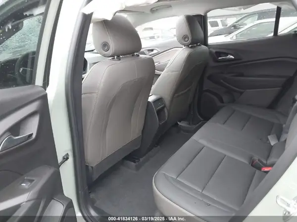 KL77LKEP3SC088127 2025 CHEVROLET TRAX - Image 8