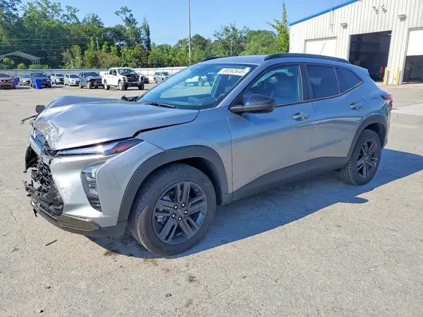 KL77LKEP3SC103547 2025 CHEVROLET TRAX - Image 1