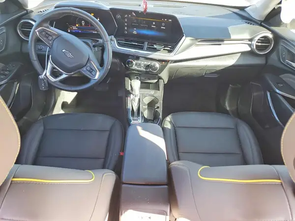 KL77LKEP3SC162372 2025 CHEVROLET TRAX - Image 8