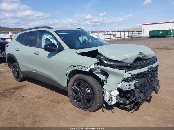 KL77LKEP3SC171864 2025 CHEVROLET TRAX - Image 1