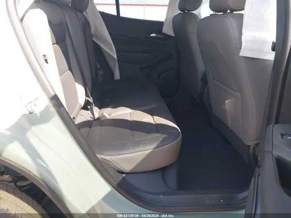 KL77LKEP3SC171864 2025 CHEVROLET TRAX - Image 8