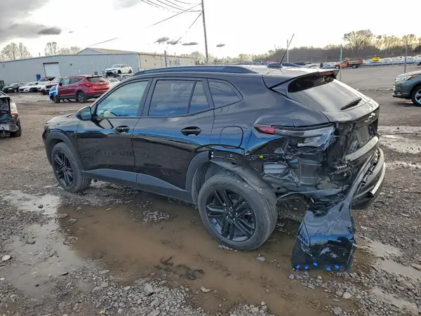 KL77LKEP3SC193640 2025 CHEVROLET TRAX - Image 2