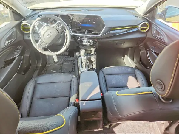 KL77LKEP3SC227124 2025 CHEVROLET TRAX - Image 8