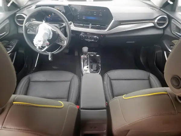 KL77LKEP3SC272578 2025 CHEVROLET TRAX - Image 8