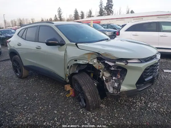 KL77LKEP4SC006728 2025 CHEVROLET TRAX - Image 1
