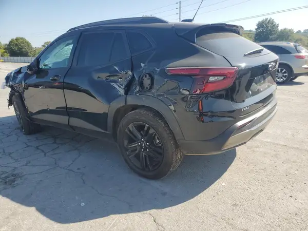 KL77LKEP4SC038417 2025 CHEVROLET TRAX - Image 2