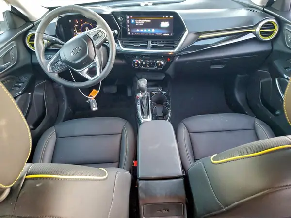 KL77LKEP4SC045576 2025 CHEVROLET TRAX - Image 8