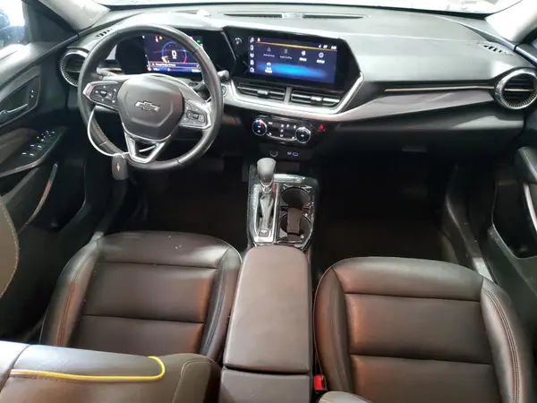 KL77LKEP4SC062734 2025 CHEVROLET TRAX - Image 8