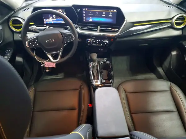 KL77LKEP4SC099895 2025 CHEVROLET TRAX - Image 8