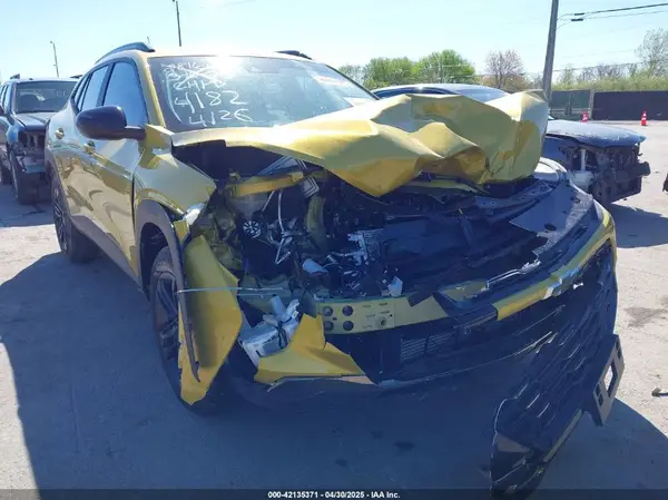 KL77LKEP4SC106926 2025 CHEVROLET TRAX - Image 1
