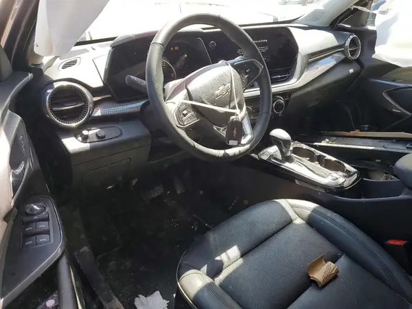 KL77LKEP4SC138307 2025 CHEVROLET TRAX - Image 8