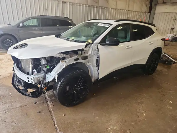 KL77LKEP4SC203141 2025 CHEVROLET TRAX - Image 1