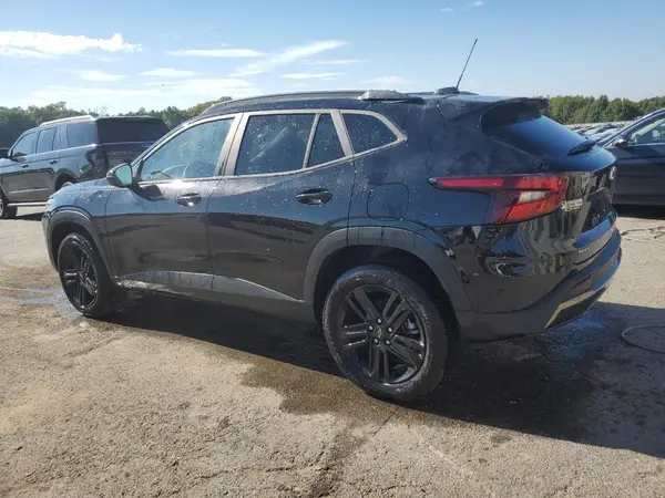KL77LKEP4SC273433 2025 CHEVROLET TRAX - Image 2