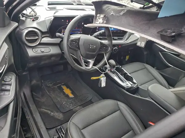 KL77LKEP4SC281614 2025 CHEVROLET TRAX - Image 8