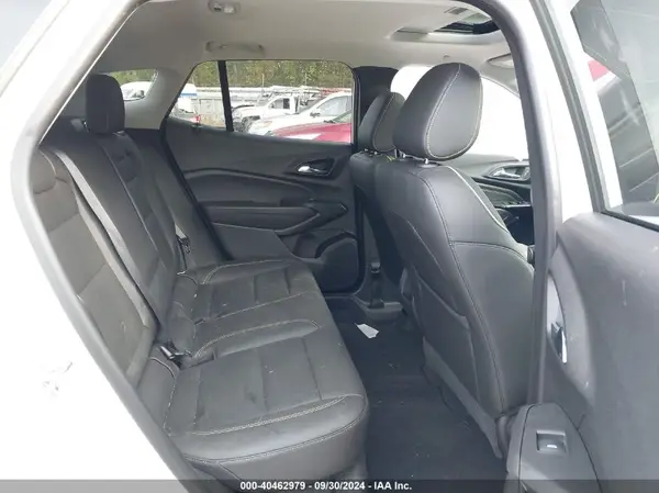 KL77LKEP5SC017866 2025 CHEVROLET TRAX - Image 8
