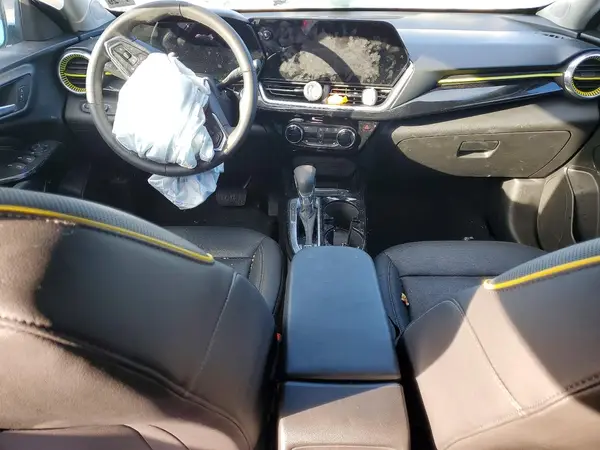KL77LKEP5SC047708 2025 CHEVROLET TRAX - Image 8