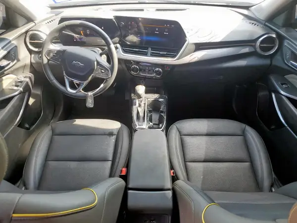 KL77LKEP5SC050916 2025 CHEVROLET TRAX - Image 8