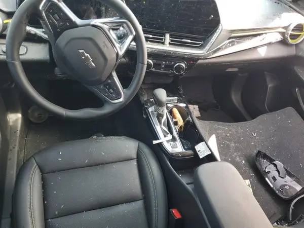 KL77LKEP5SC075699 2025 CHEVROLET TRAX - Image 8