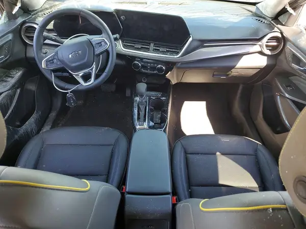 KL77LKEP5SC084788 2025 CHEVROLET TRAX - Image 8