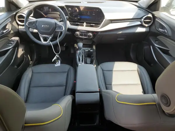 KL77LKEP5SC116784 2025 CHEVROLET TRAX - Image 8