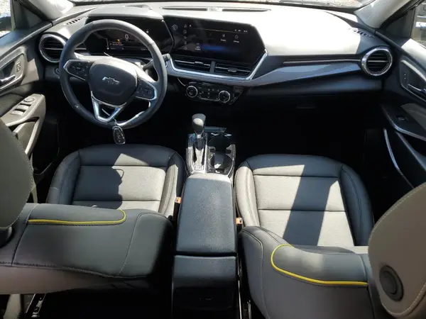KL77LKEP5SC153768 2025 CHEVROLET TRAX - Image 8