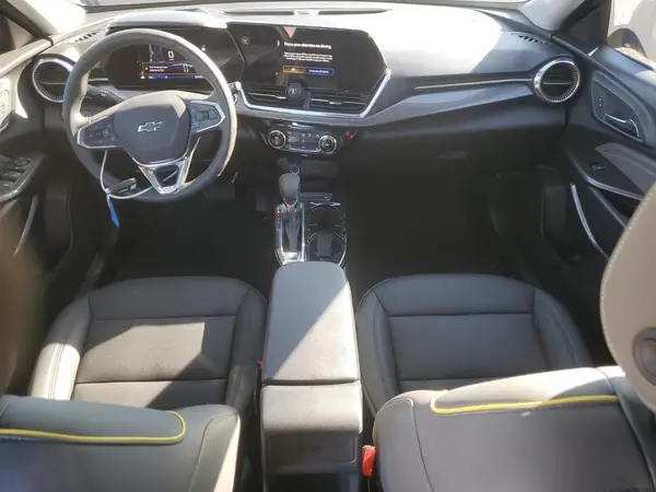KL77LKEP5SC341173 2025 CHEVROLET TRAX - Image 8