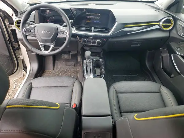 KL77LKEP5TC053106 2026 CHEVROLET TRAX - Image 8