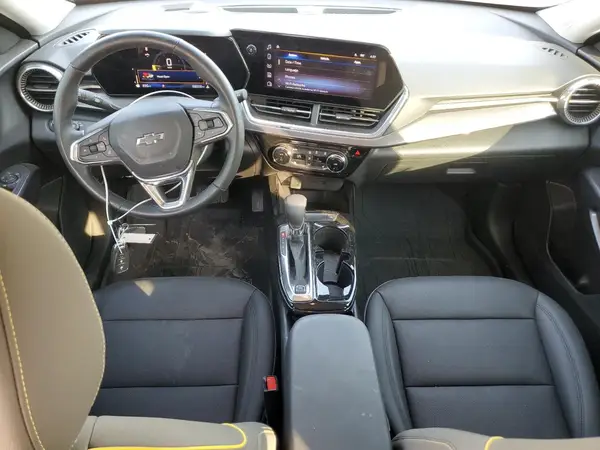 KL77LKEP6SC007749 2025 CHEVROLET TRAX - Image 8
