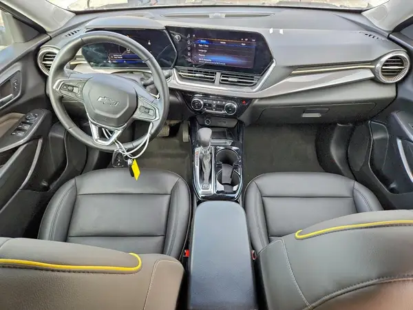 KL77LKEP6SC064503 2025 CHEVROLET TRAX - Image 8