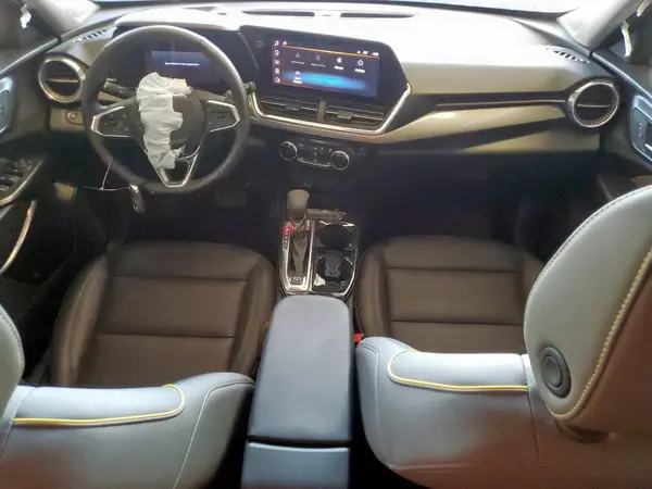 KL77LKEP6SC111139 2025 CHEVROLET TRAX - Image 8
