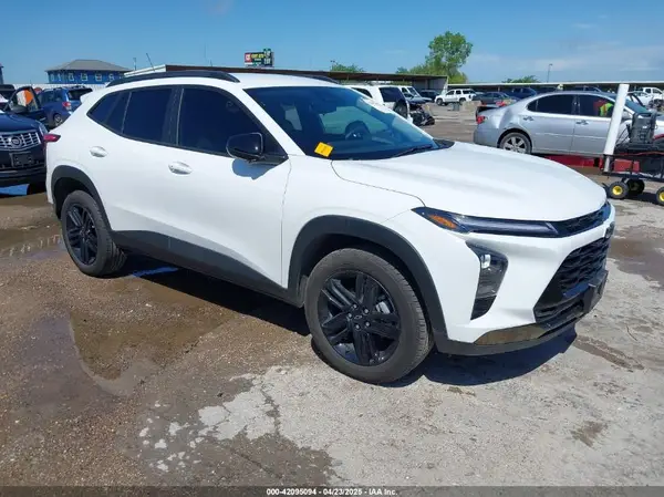 KL77LKEP6SC114297 2025 CHEVROLET TRAX - Image 1