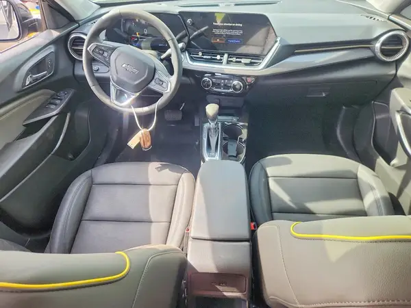 KL77LKEP6SC116678 2025 CHEVROLET TRAX - Image 8