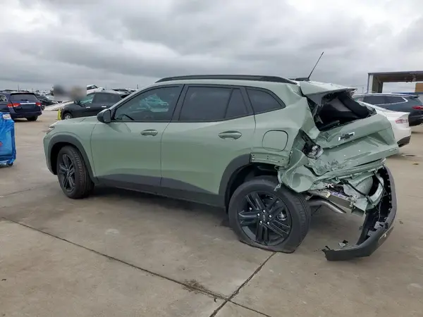 KL77LKEP6SC144836 2025 CHEVROLET TRAX - Image 2
