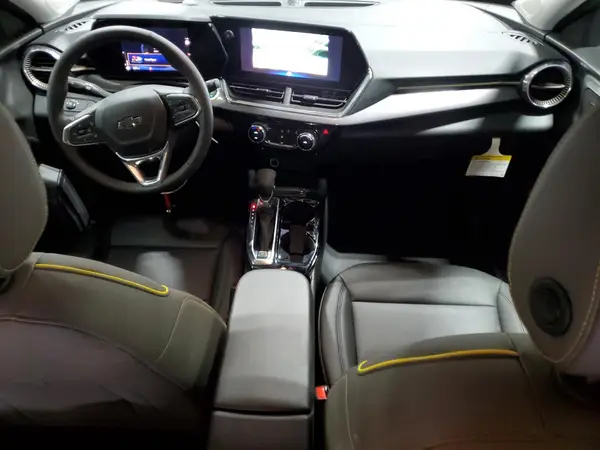 KL77LKEP6SC149406 2025 CHEVROLET TRAX - Image 8